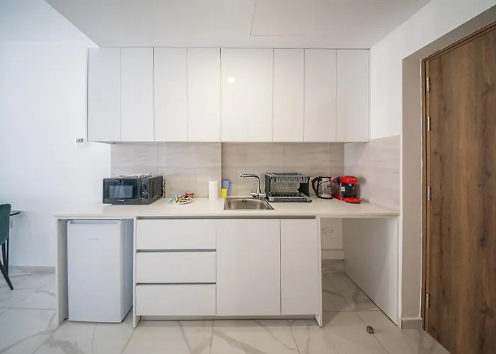 Seaview Urban In Mackenzie Larnaka