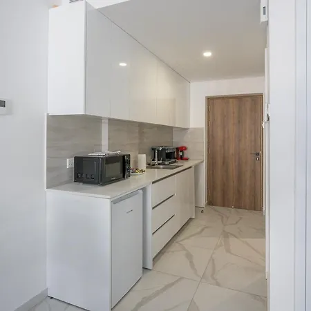 Quartz Signature Studio Apartman Lárnaka