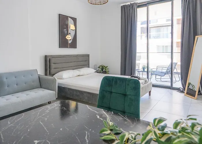 Apartament Mackenzie Signature In Larnaca